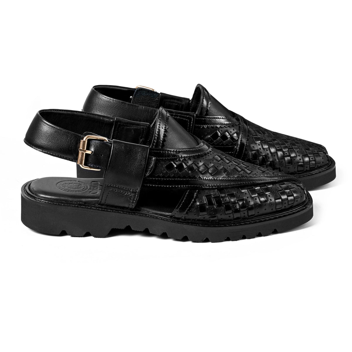 Cueřo’s Khyber 01 black leather peshawari chappal pair view luxury traditional footwear
