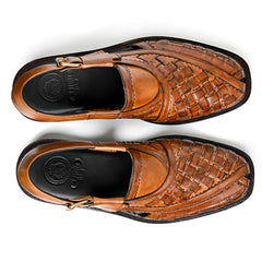 Cueřo’s Khyber 02 tobacco honey peshawari chappal top view woven leather artisan design