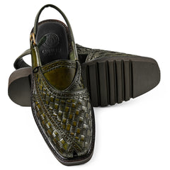 Cueřo’s Khyber 03 olive patina peshawari chappal handcrafted leather sandal angle view