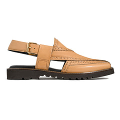 Cueřo’s Khyber 09 sand tan leather peshawari chappal side profile adjustable buckle strap