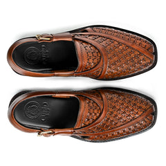 Cueřo’s Khyber 10 cognac basket weave peshawari chappal top view handcrafted design