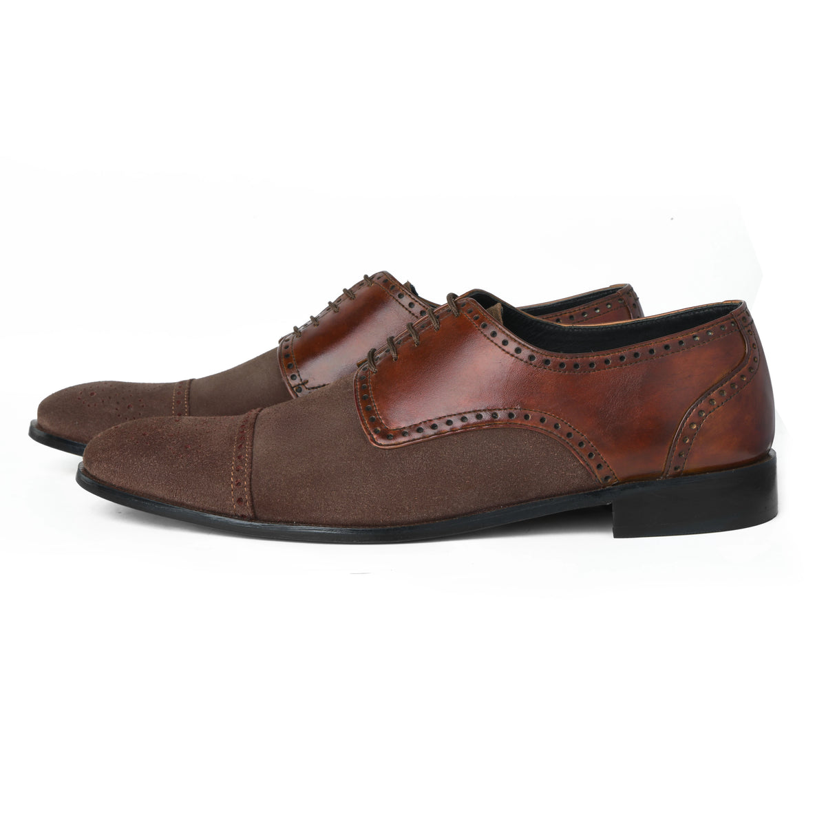 Side view of Duke’s Plush lace-up oxford shoes featuring two-tone suede and leather construction with premium stitched detailing and low-profile sole