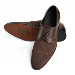 Bottom sole view of Nobelwood Lace-up oxford shoes showing durable rubber outsole and structured construction